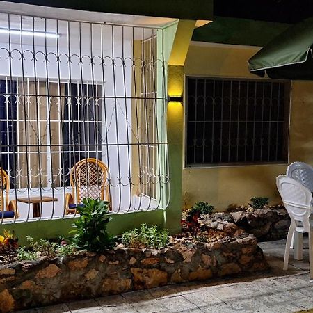 Casa En Villa Marchena Azua Compostela de Azua Exterior foto